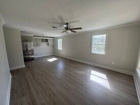 1160 Jack Johnson Rd in Crystal Springs, MS - Building Photo