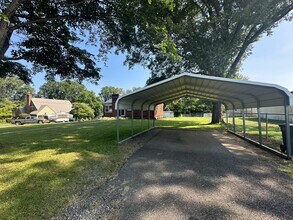 405 Monticello Ave in Lynchburg, VA - Building Photo - Building Photo
