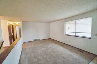 7024 N Wiscomb St in Spokane, WA - Building Photo - Building Photo