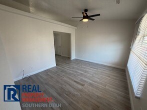 604 N 2720 E in Saint George, UT - Building Photo - Building Photo