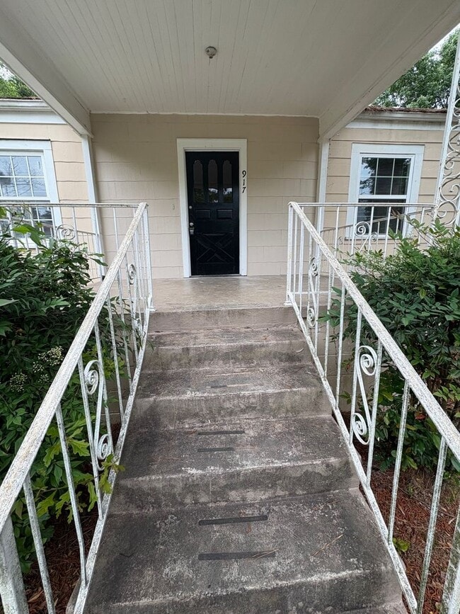 917 Jefferson Ave in Anniston, AL - Building Photo - Building Photo