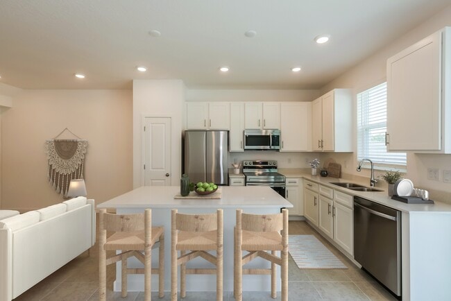 1455 Tristar Dr in Plant City, FL - Building Photo - Building Photo