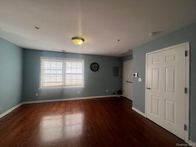 5720 Old Sunrise Hwy in North Massapequa, NY - Building Photo - Building Photo