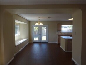 4803 Fern Lake in San Antonio, TX - Foto de edificio - Building Photo