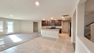 5704 Bluebonnet Ln in Rosenberg, TX - Foto de edificio - Building Photo