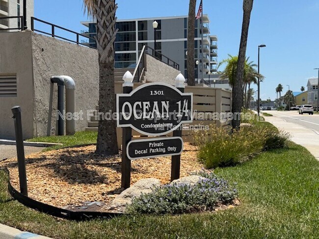 1301 1st St S in Jacksonville Beach, FL - Building Photo - Building Photo