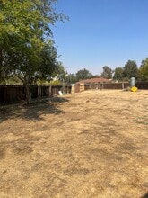 17495 Melba Dr E in Madera, CA - Building Photo - Building Photo