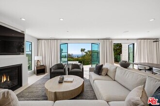 6326 Trancas Canyon Rd in Malibu, CA - Building Photo - Building Photo