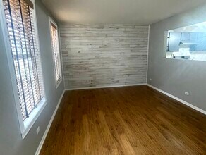 939 Symphony Dr in Aurora, IL - Building Photo - Building Photo