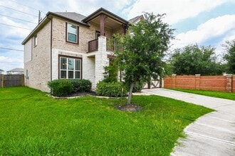3802 W Vicksburg Estates Dr in Missouri City, TX - Building Photo - Building Photo