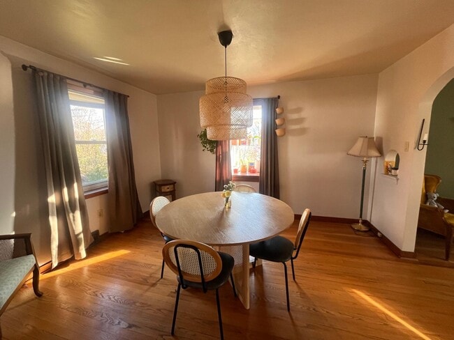 128 Murrayhill Ave in Cheswick, PA - Foto de edificio - Building Photo