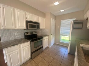2605 Brandywyne Dr in Carrollton, TX - Building Photo - Building Photo