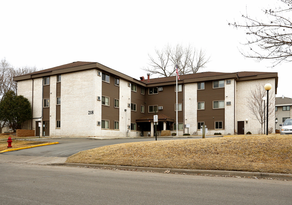 River Park View in Monticello, MN - Building Photo