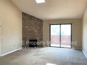 205 Wright St in Lakewood, CO - Building Photo - Building Photo