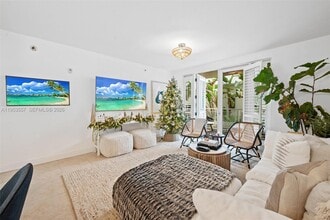 3540 Main Hwy in Miami, FL - Building Photo - Building Photo