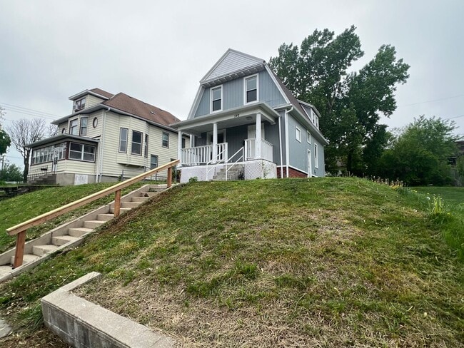 property at 542 S 29th St