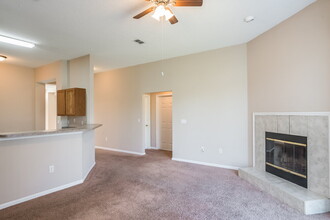 10332 Marsh Hawk Dr in Jacksonville, FL - Building Photo - Building Photo
