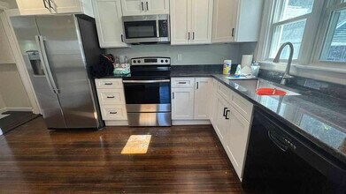 70 Ferry St, Unit 70 in Easthampton, MA - Building Photo - Building Photo