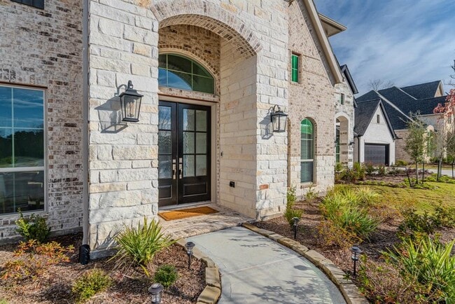 8435 Whisper Grove Dr in Magnolia, TX - Foto de edificio - Building Photo