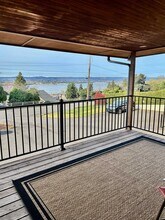 6416 E Evergreen Blvd in Vancouver, WA - Building Photo - Building Photo