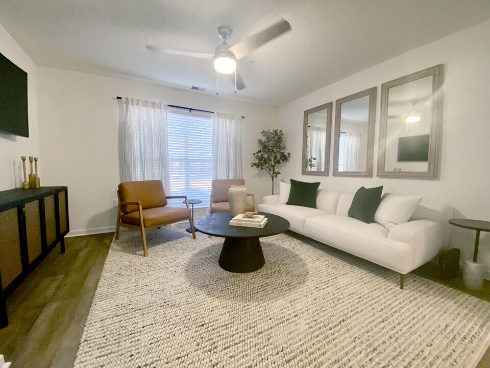 Coventry Green Photo