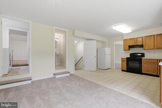 9530 Hallhurst Rd in Perry Hall, MD - Building Photo - Building Photo