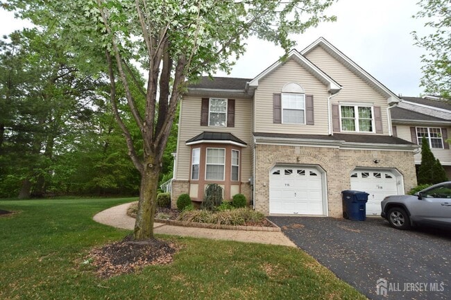 property at 116 Briarwood Dr