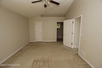 1725 Holbrook Rd NW in Palm Bay, FL - Building Photo - Building Photo