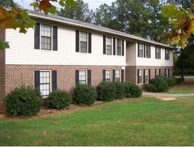 Pecan Grove Apartments in Abbeville, SC - Building Photo - Building Photo