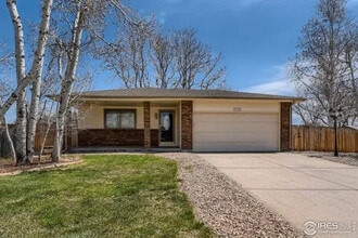 1120 Cottonwood Dr in Windsor, CO - Building Photo - Building Photo