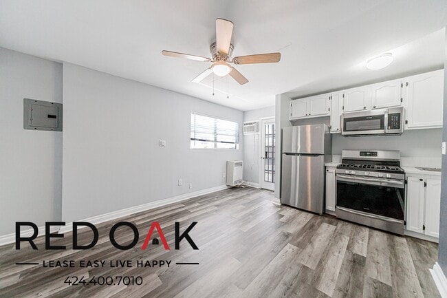 1036 Normandie Ave