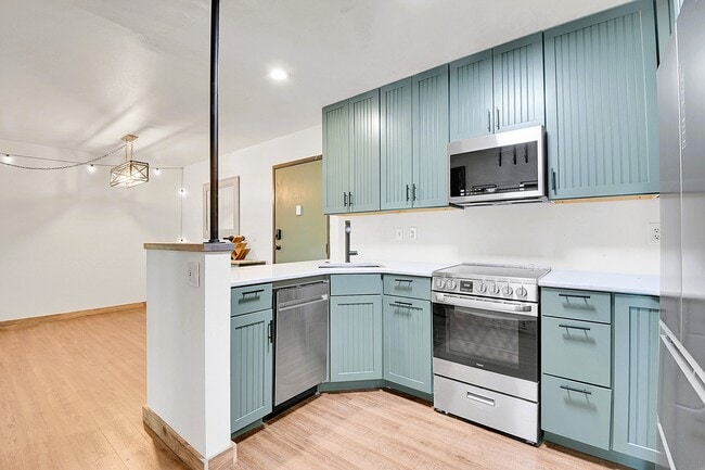 31270 John Wallace Rd in Evergreen, CO - Building Photo - Building Photo