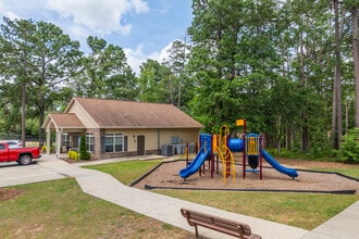 Richmond Villas Apartments in Hephzibah, GA - Building Photo - Building Photo