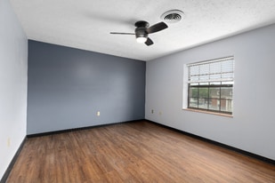 216 Allison St in Morristown, TN - Building Photo