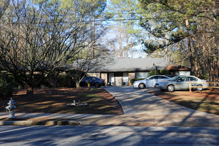 7890 Colquitt Rd Apartamentos