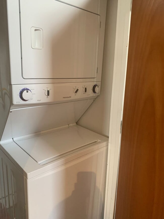 1223 Bingham St in Pittsburgh, PA - Building Photo - Building Photo