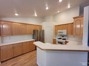 1948 E Laurelwood Dr in Eagle, ID - Building Photo - Building Photo