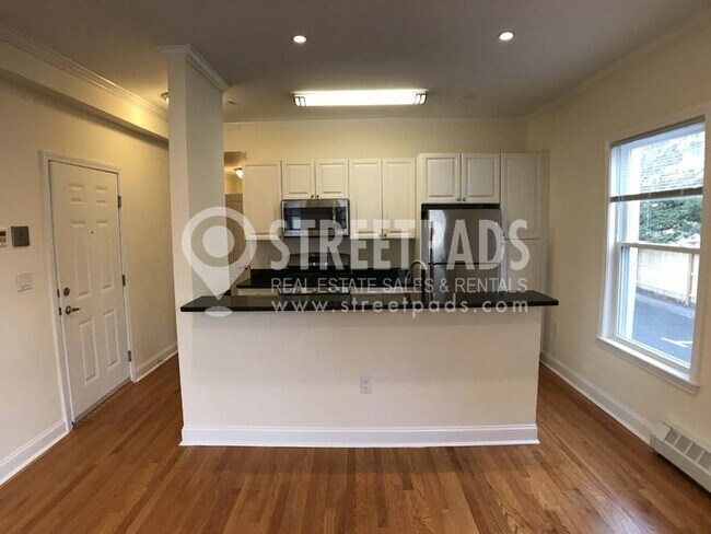 1 Langdon Square in Cambridge, MA - Building Photo - Building Photo