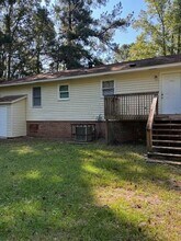1225 Coffey St in Sumter, SC - Foto de edificio - Building Photo