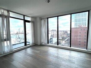 41-04 27th St in Queens, NY - Building Photo - Building Photo