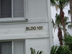 2512 SE Anchorage Cove in Port St. Lucie, FL - Building Photo - Building Photo