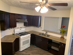 13246 Sharpbill Dr in Houston, TX - Building Photo - Building Photo