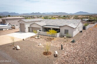 34047 N 10th St in Phoenix, AZ - Building Photo - Building Photo