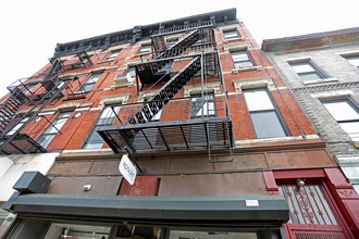 231 Smith St in Brooklyn, NY - Building Photo - Building Photo