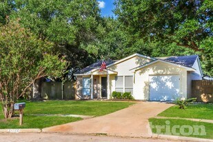 24022 4 Sixes Ln in Hockley, TX - Building Photo