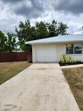 13320 Third St in Ft. Myers, FL - Building Photo - Building Photo