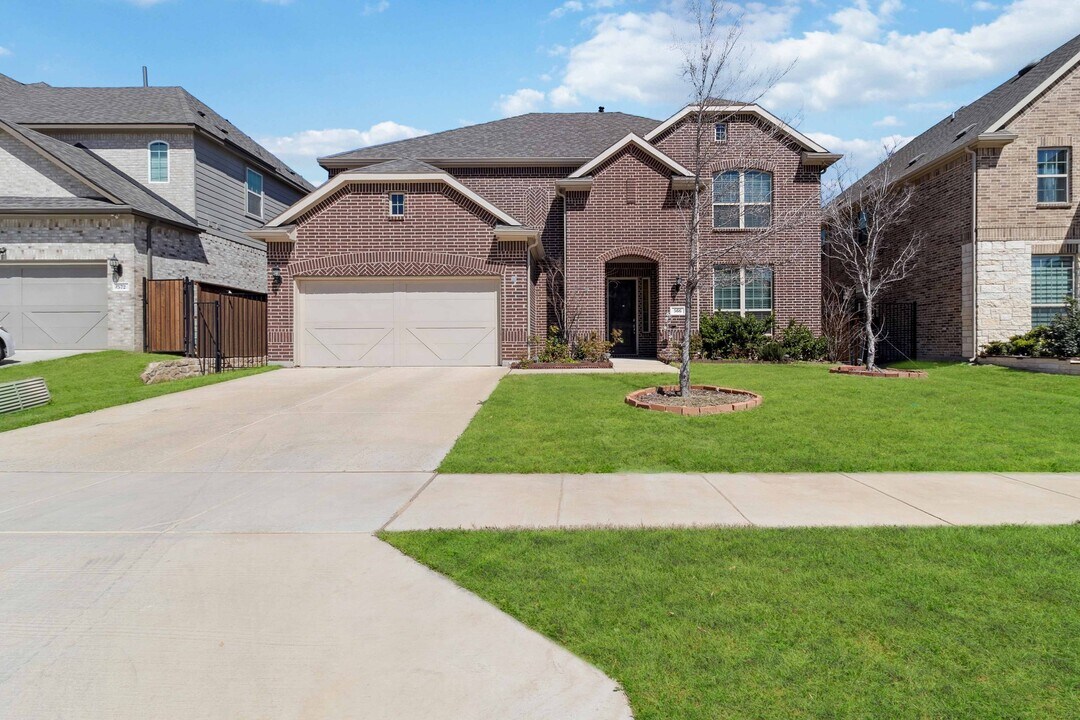 566 Westwood Way Dr in Haslet, TX - Building Photo