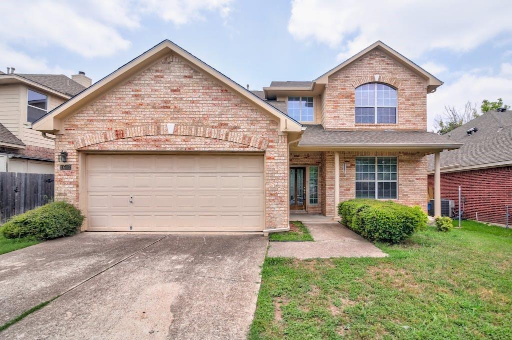 1612 Sunterro Dr in Austin, TX - Building Photo