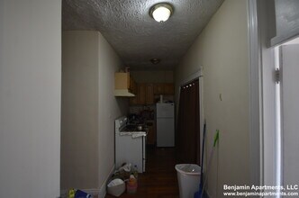 883 Huntington Ave, Unit 10 in Boston, MA - Building Photo - Building Photo