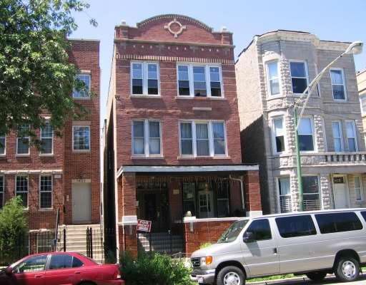 1424 N Maplewood Ave in Chicago, IL - Foto de edificio